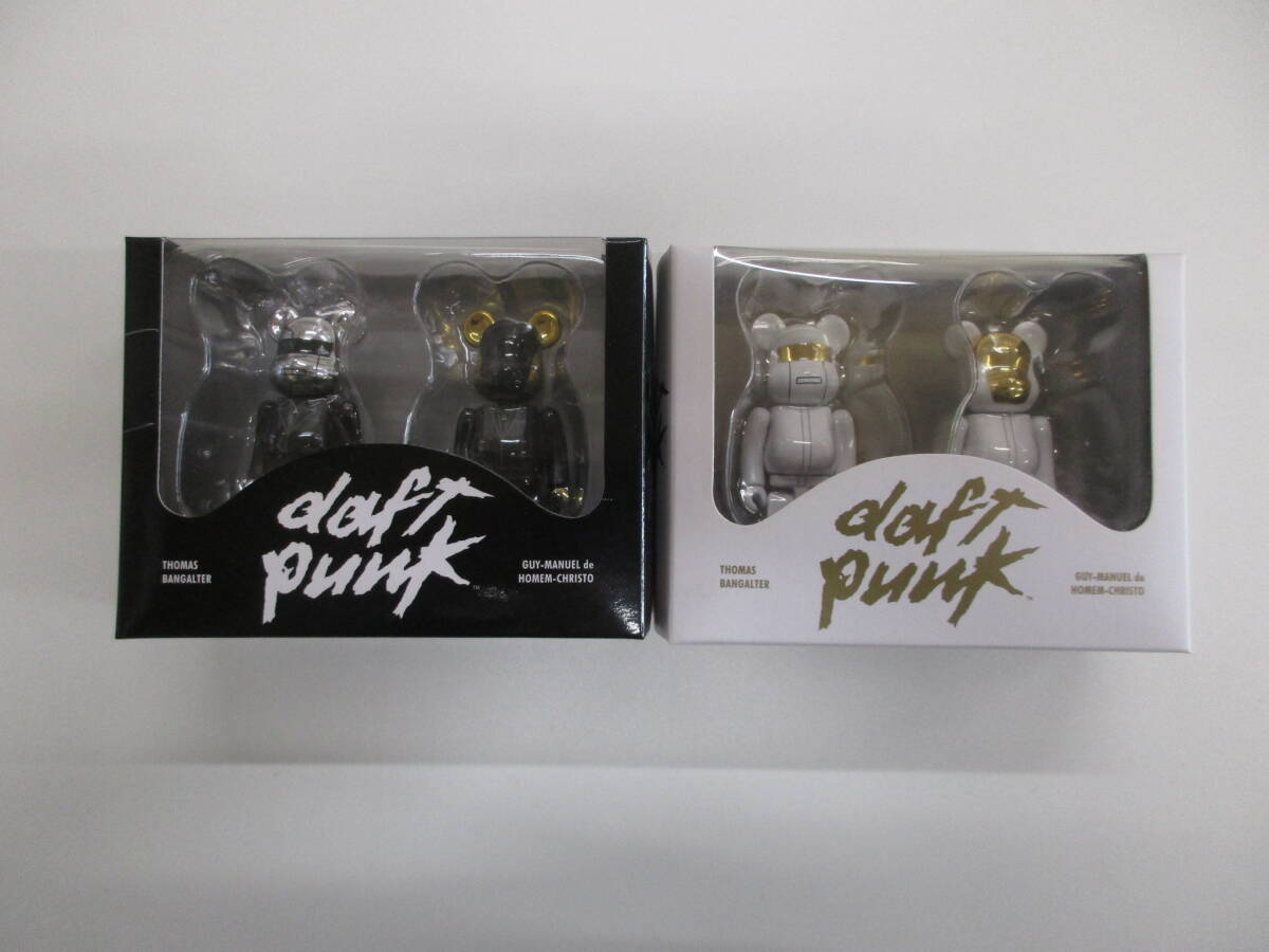 ベアブリック 100% DAFT PUNK 2種セット 希少品 ベアブリック 100% DAFT PUNK 2種セット 希少品