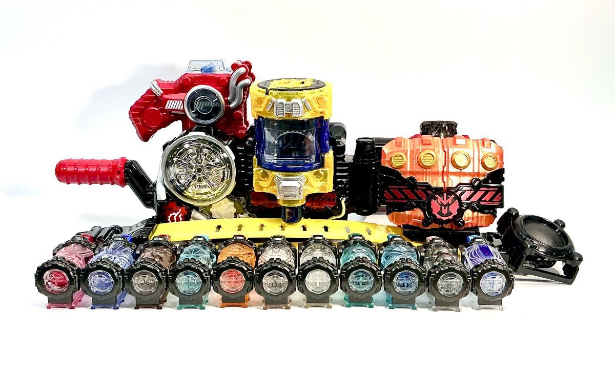 仮面ライダービルド DXビルドドライバー&フルボトルセット(仮面 仮面ライダービルド DXビルドドライバー&フルボトルセット(仮面