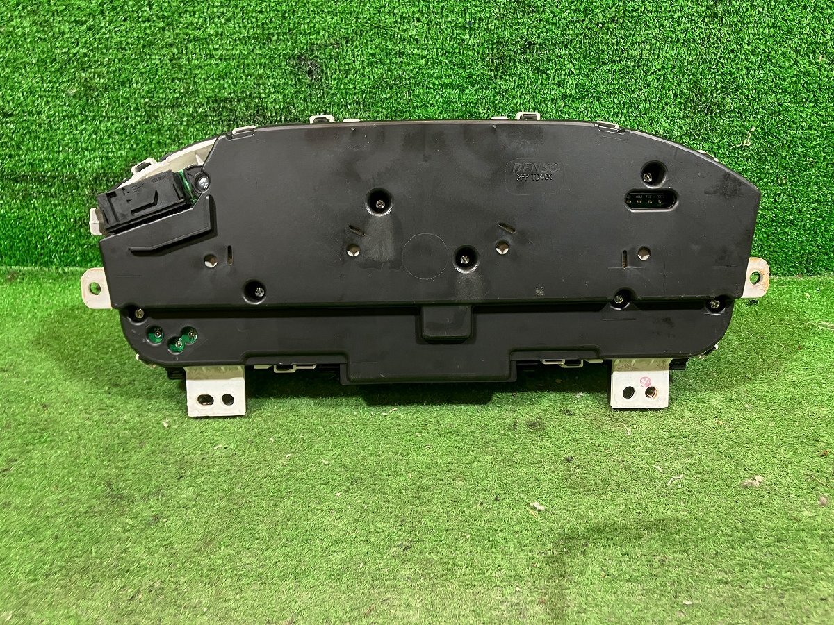 S管理77901 H18 キャデラック DTS GH-X272 】★スピードメーター 4K 4600CC オートマ★走行距離 43219km 実動車外し