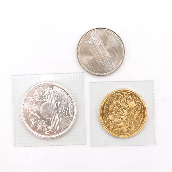 天皇御在位60年記念貨幣 10万円金貨 純金 K24 10000円 500円 3点 天皇御在位60年記念貨幣 10万円金貨 純金 K24 10000円 500円 3点