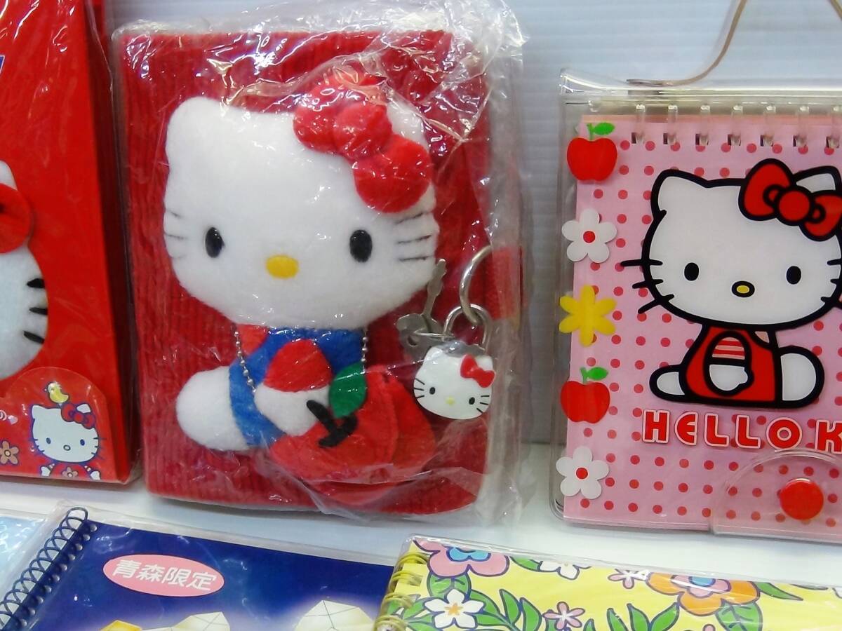 送料無料☆HELLO KITTY 50点セット.主にノート.その他 送料無料☆HELLO KITTY 50点セット.主にノート.その他