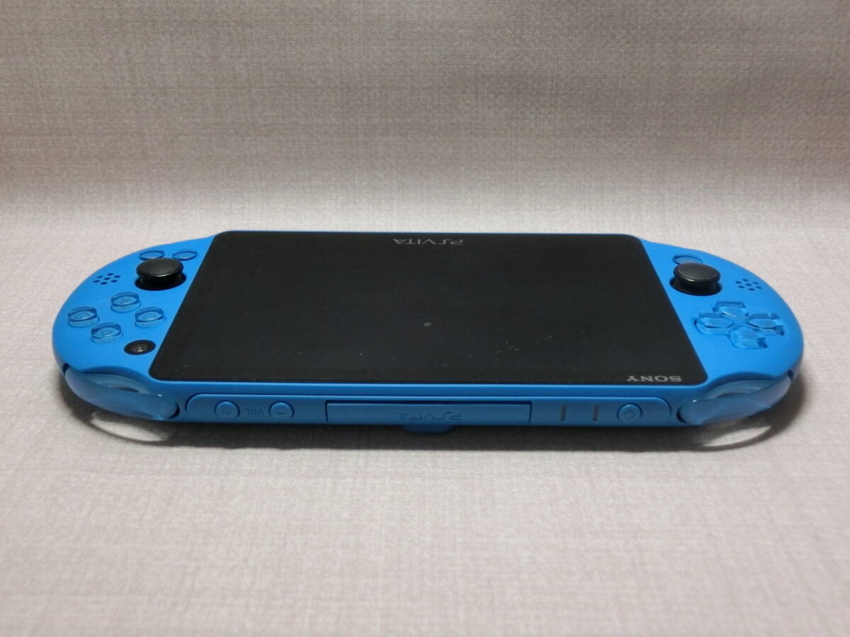 №2113-g7004】中古：PlayStation Vita Wi-Fiモデル アクア