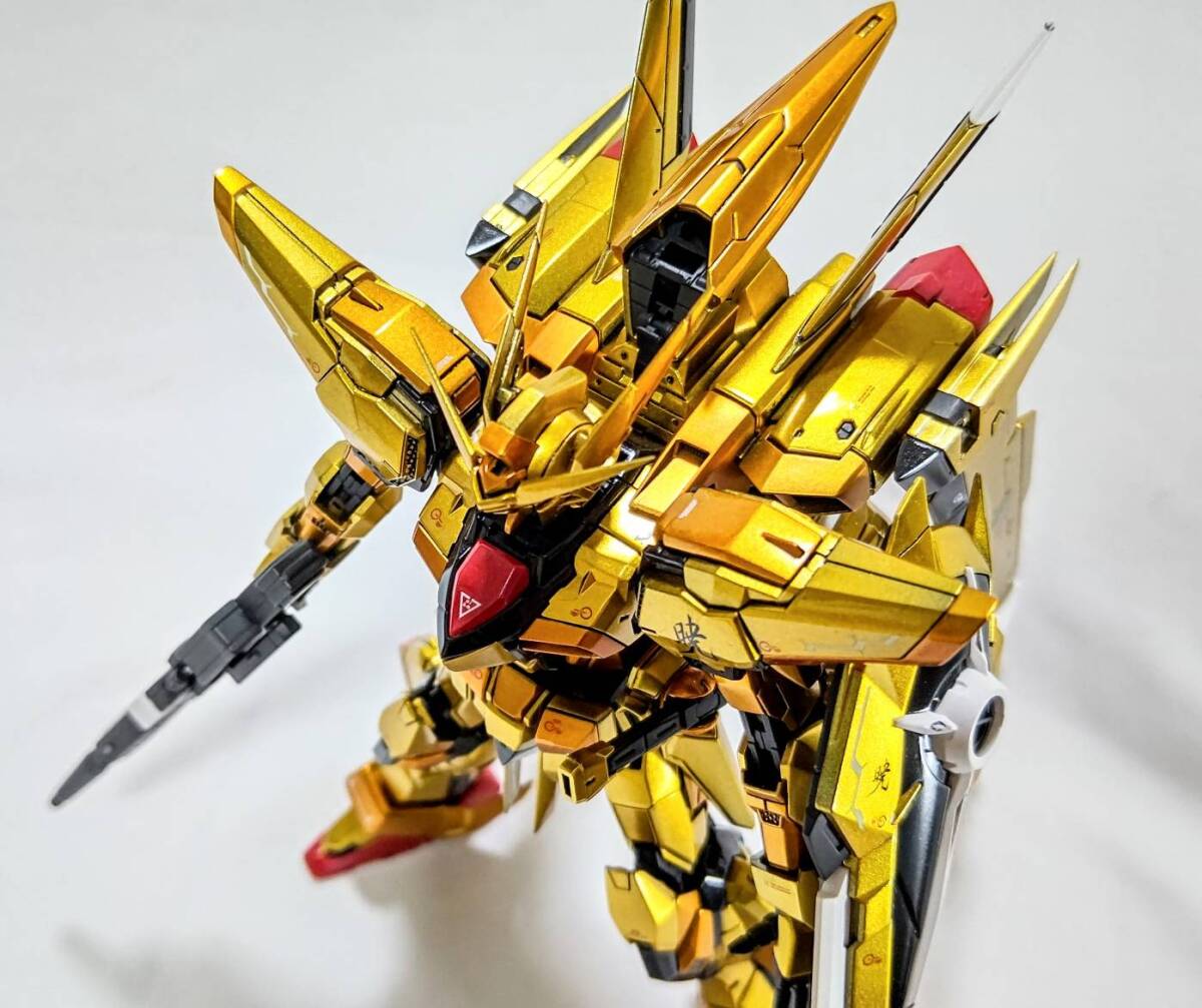RG 1/144 アカツキガンダム(オオワシ装備) 塗装完成品 ガンプラ RG 1/144 アカツキガンダム(オオワシ装備) 塗装完成品 ガンプラ