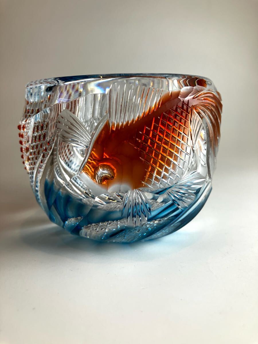 江戸切子 但野英芳 作『金魚』ぐい呑 伝統工芸 ガラス工芸 宙 江戸切子 但野英芳 作『金魚』ぐい呑 伝統工芸 ガラス工芸 宙