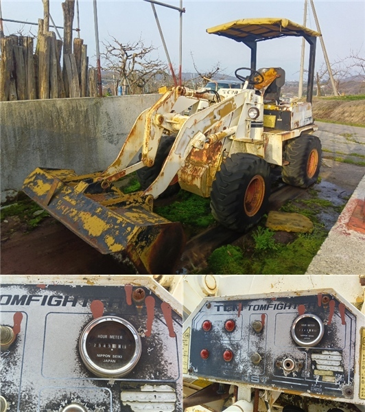 大江町発!! ジャンク TCM ホイールローダー 808 エンジン不動 大江町発!! ジャンク TCM ホイールローダー 808 エンジン不動