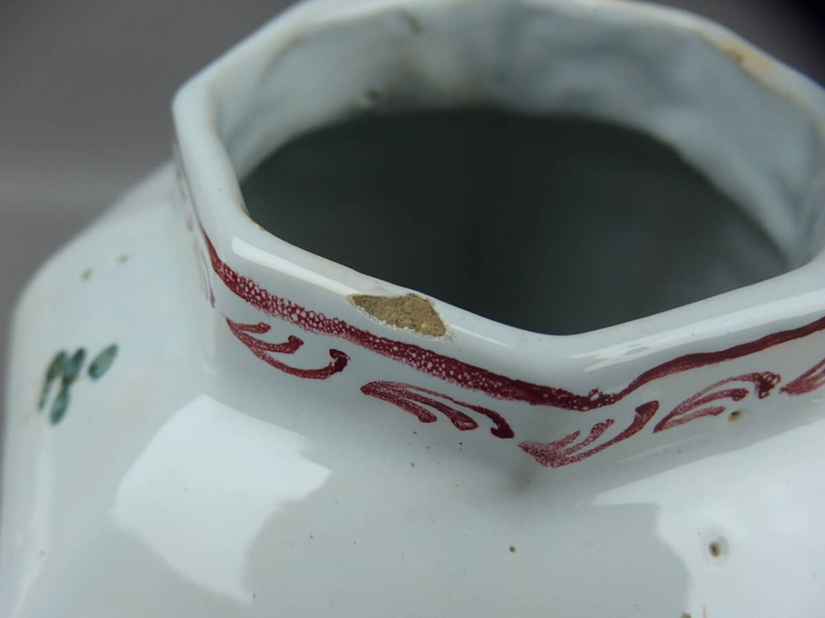 骨董・茶道具】☆古い 阿蘭陀焼?イタリア?色絵花文面取壷 骨董・茶道具】☆古い 阿蘭陀焼?イタリア?色絵花文面取壷