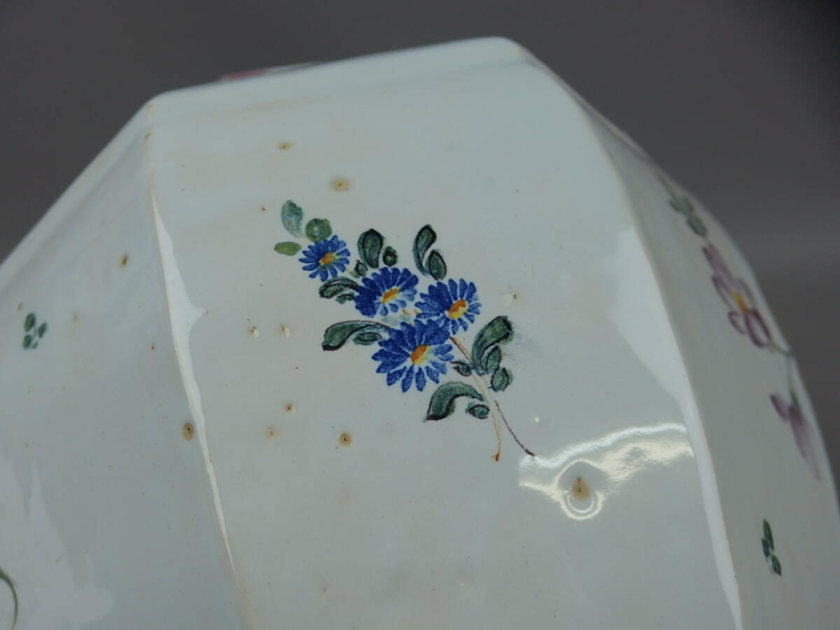 骨董・茶道具】☆古い 阿蘭陀焼?イタリア?色絵花文面取壷 骨董・茶道具】☆古い 阿蘭陀焼?イタリア?色絵花文面取壷