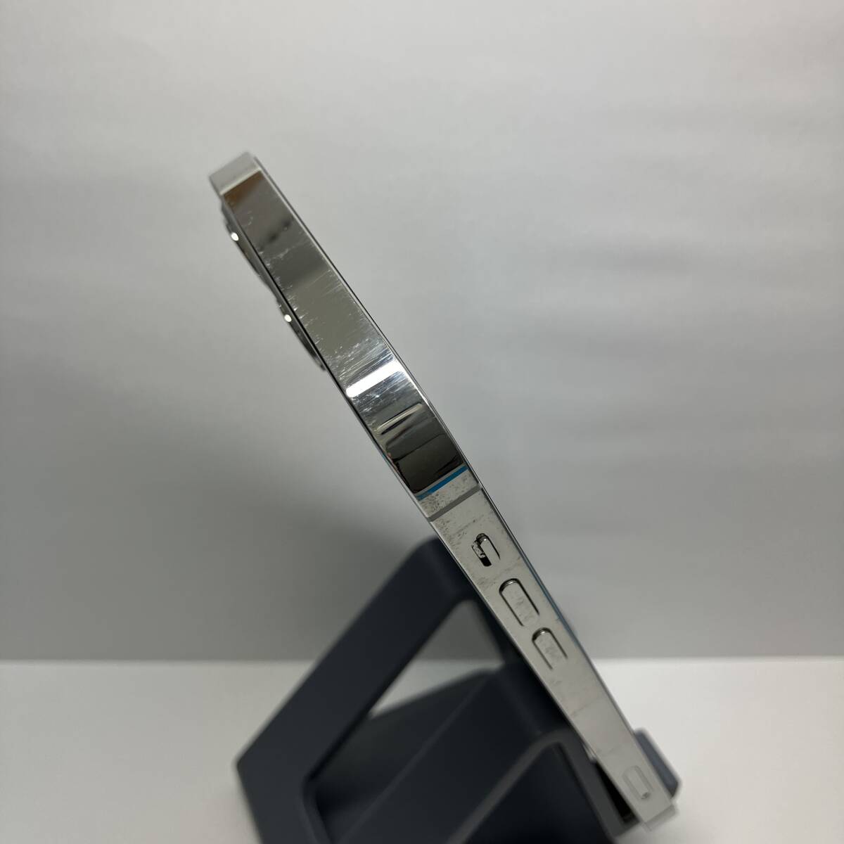 中古品!バッテリ-100%!!】iPhone12Pro 128GB ホワイト 白 中古品!バッテリ-100%!!】iPhone12Pro 128GB ホワイト 白
