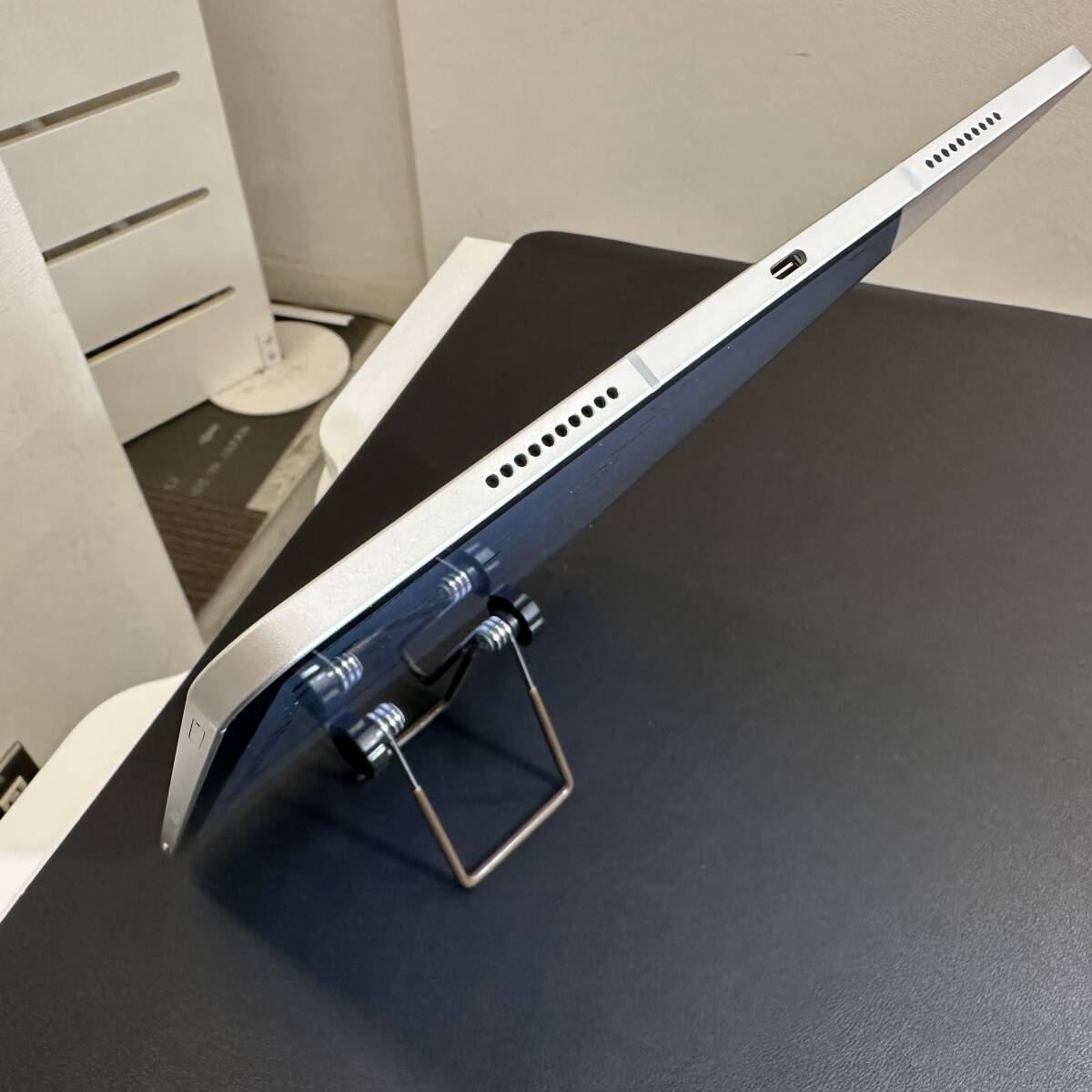 新品同様!!大人気モデル!】iPad Pro 12.9インチ 第6世代 Wi 新品同様!!大人気モデル!】iPad Pro 12.9インチ 第6世代 Wi