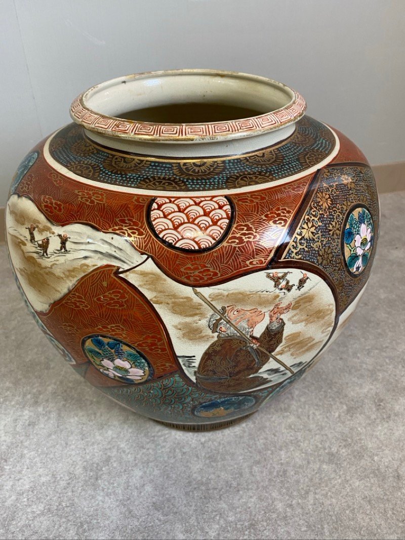 石川県 伝統工芸 九谷焼 峯山 青粒 西遊記図 花瓶 高さ 28.5 石川県 伝統工芸 九谷焼 峯山 青粒 西遊記図 花瓶 高さ 28.5