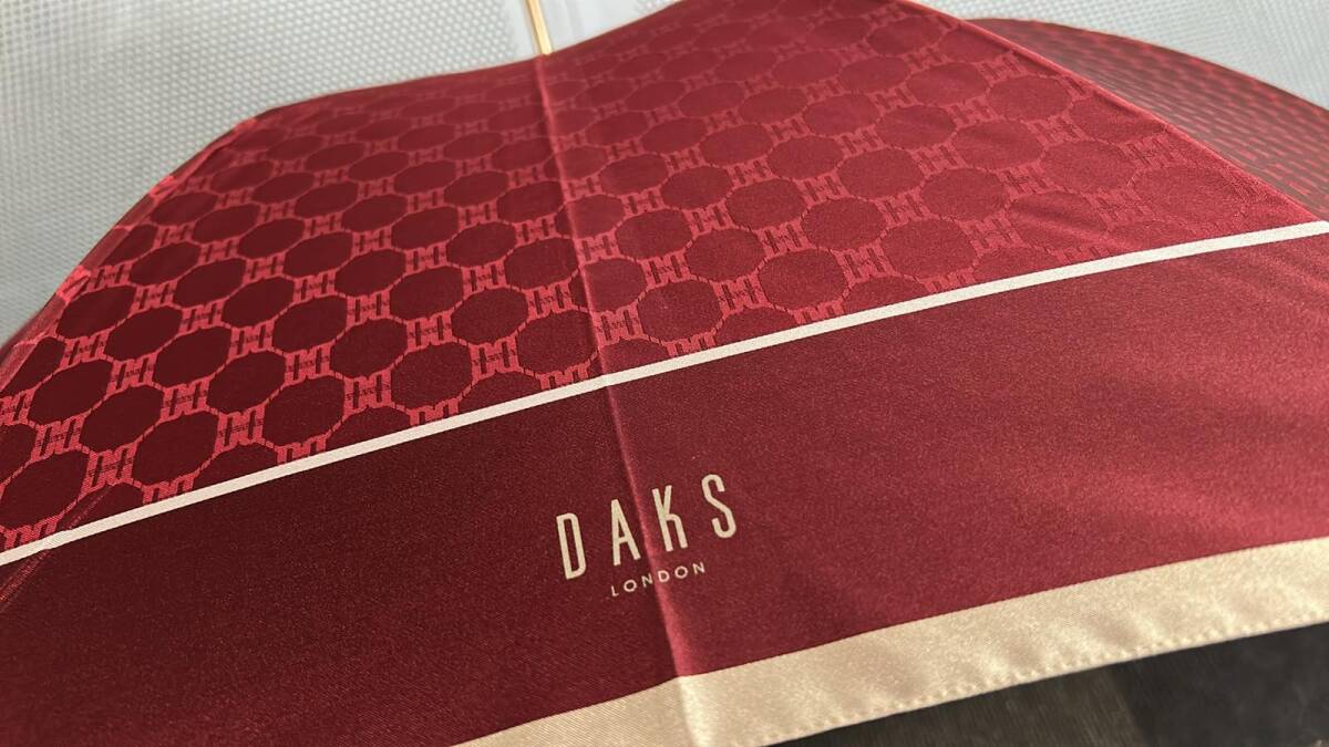 DAKS(ダックス)　傘　雨傘　長(zhǎng)傘　手開き　幾何學(xué)ジャガード　595