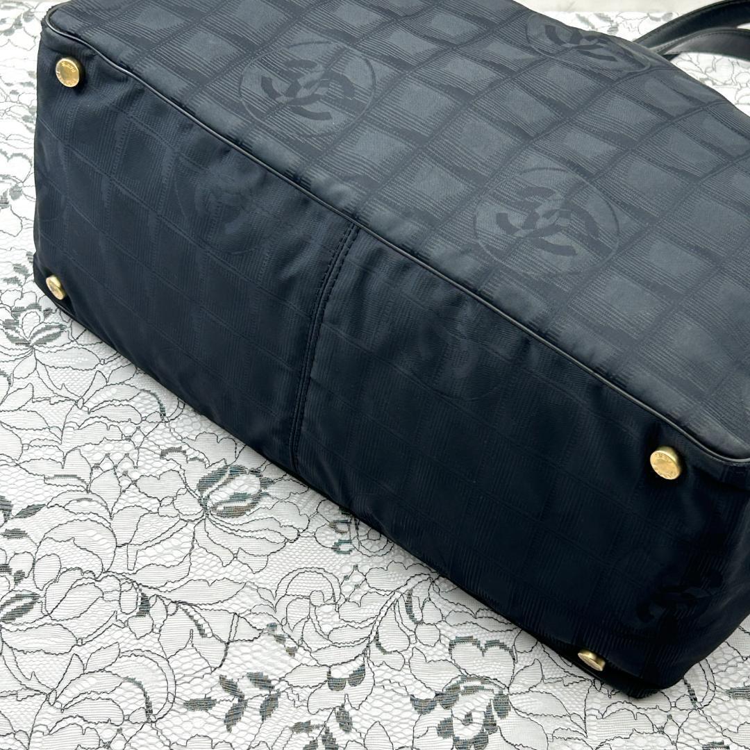 極美品 CHANEL シャネル ニュートラベルライン トートバッグ MM 極美品 CHANEL シャネル ニュートラベルライン トートバッグ MM