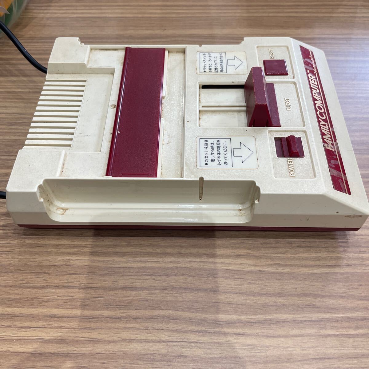 Nintendo 任天堂 ファミコン ファミリーコンピュータ HVC-002 Nintendo 任天堂 ファミコン ファミリーコンピュータ HVC-002