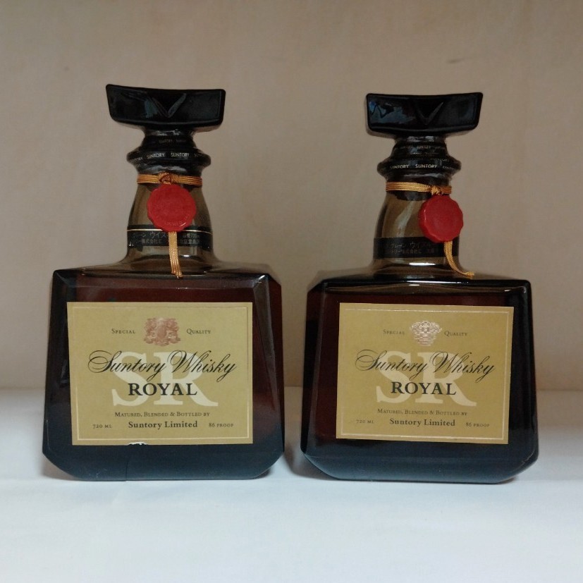 1円〜》サントリー ローヤル 2本セット 720ml 43% 向獅子 響 1円〜》サントリー ローヤル 2本セット 720ml 43% 向獅子 響