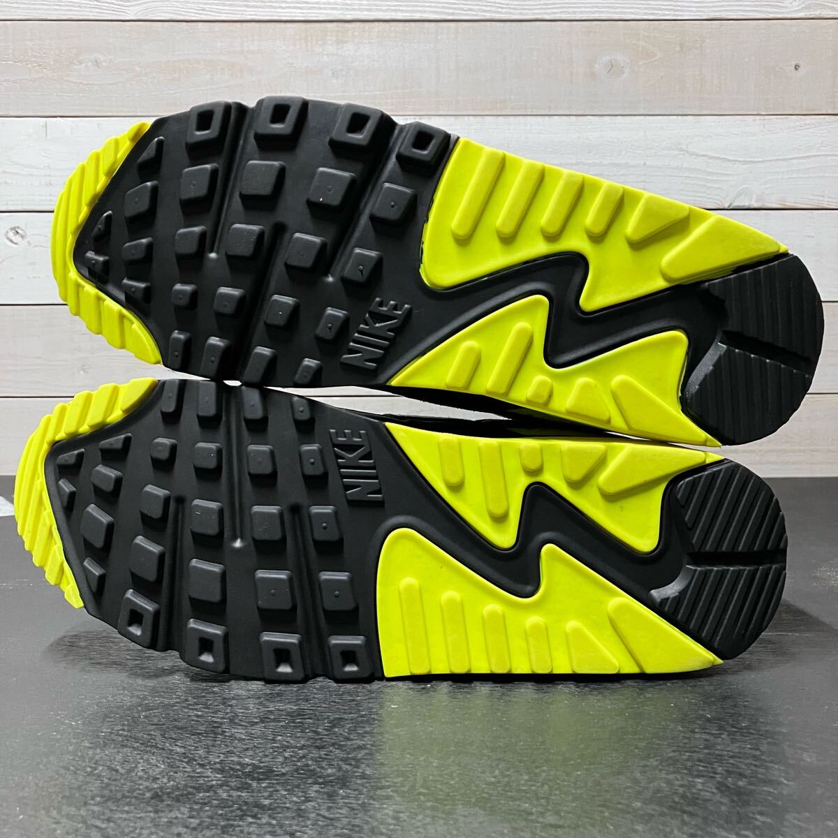 27cm NIKE AIR MAX 90 VOLT CD0881-103 ナイキ エア マックス 27cm NIKE AIR MAX 90 VOLT CD0881-103 ナイキ エア マックス