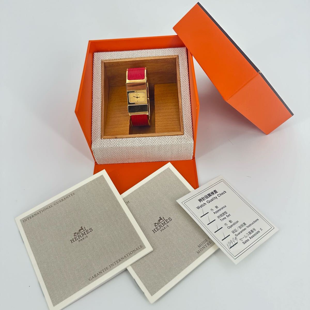 HERMES エルメス ロケ L01 201 バングルウォッチ 腕時計 HERMES エルメス ロケ L01 201 バングルウォッチ 腕時計