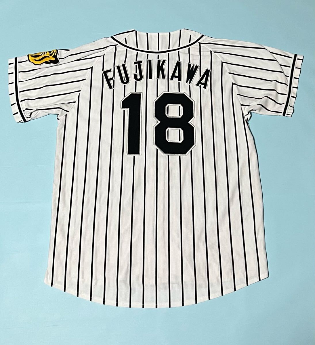 送料無料 即決 阪神タイガース 藤川球児投手ユニフォーム 2016 送料無料 即決 阪神タイガース 藤川球児投手ユニフォーム 2016