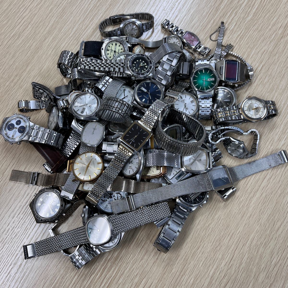 ジャンク/動作未確認】時計まとめ60点セット 約3.5kg 機械式 手 ジャンク/動作未確認】時計まとめ60点セット 約3.5kg 機械式 手