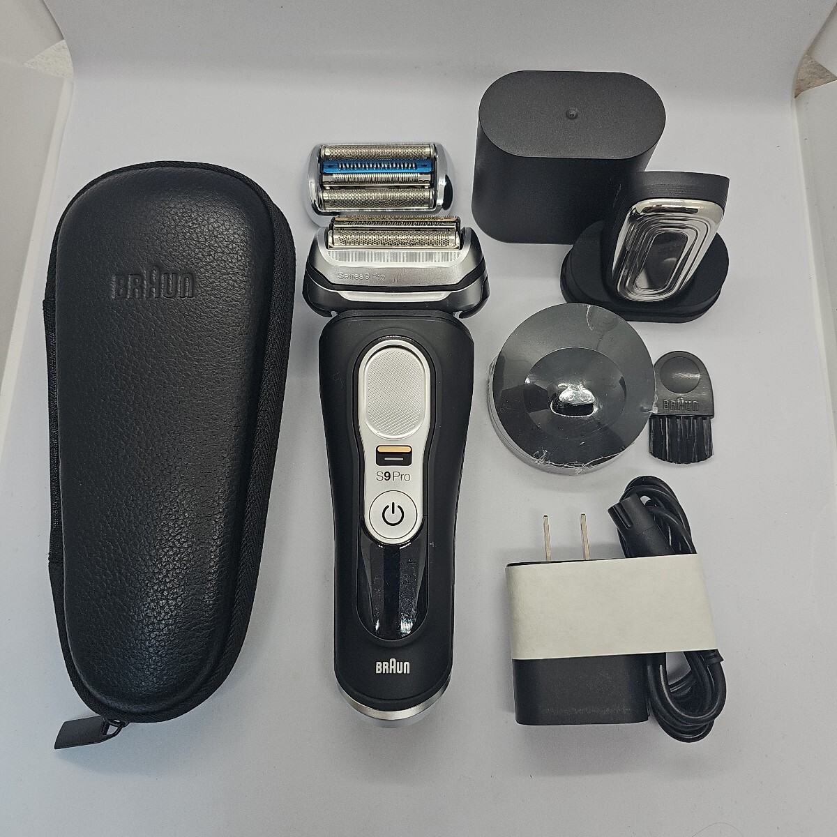 BRAUN ブラウン シェーバー シリーズ9Pro 充電式 美顔器ヘッド BRAUN ブラウン シェーバー シリーズ9Pro 充電式 美顔器ヘッド