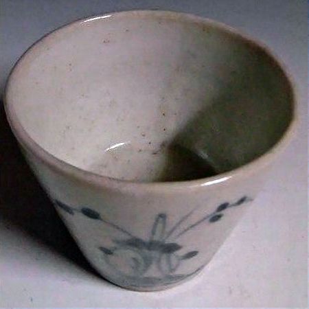 古伊万里 そば猪口① 初期手 草花文 /蕎麦猪口 酒器 ぐい呑み 古 古伊万里 そば猪口① 初期手 草花文 /蕎麦猪口 酒器 ぐい呑み 古