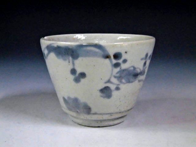 古伊万里 そば猪口② 初期手 梅一枝文 高台付 /蕎麦猪口 酒器 古伊万里 そば猪口② 初期手 梅一枝文 高台付 /蕎麦猪口 酒器