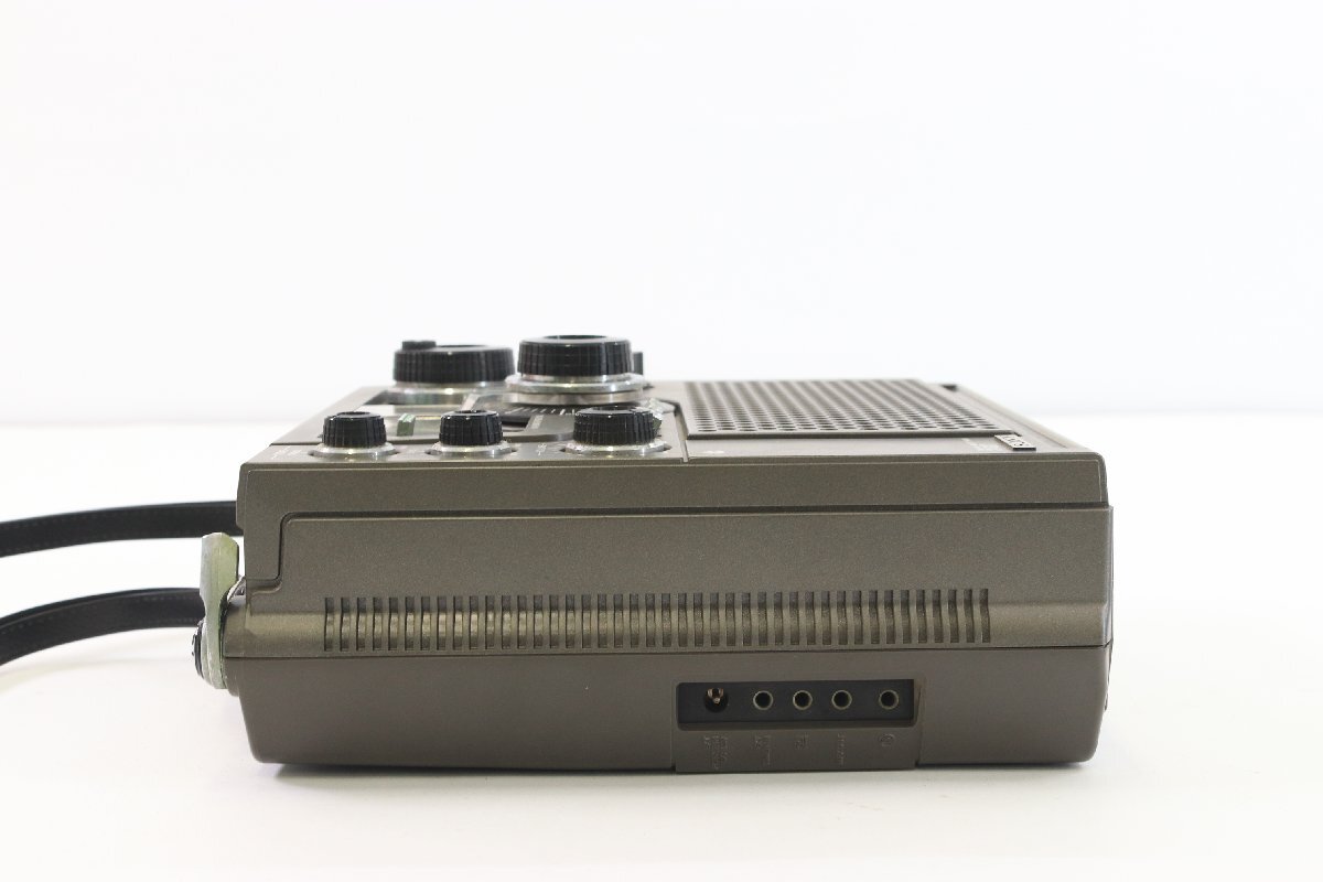 SONY ソニー スカイセンサー ICF-5900 FM/AM/SW1/SW2/SW3 5 SONY ソニー スカイセンサー ICF-5900 FM/AM/SW1/SW2/SW3 5