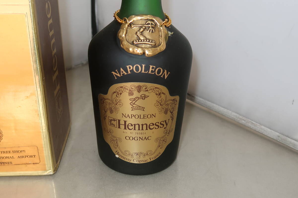 1円~古酒 未開栓 ヘネシー ナポレオン ブランデー / Hennessy 1円~古酒 未開栓 ヘネシー ナポレオン ブランデー / Hennessy