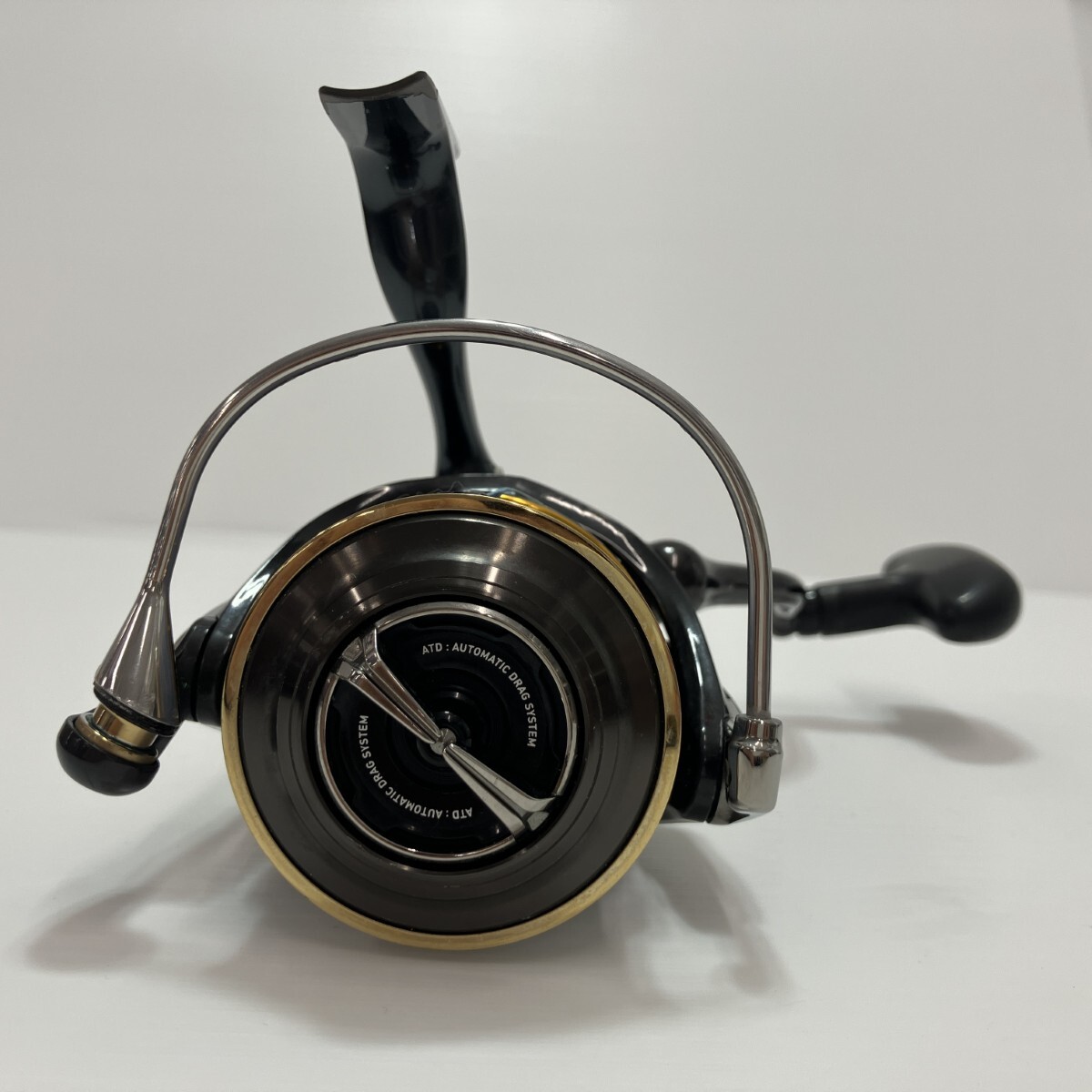 DAIWA ダイワ スピニングリール 16セルテート 3012H 056310 傷や DAIWA ダイワ スピニングリール 16セルテート 3012H 056310 傷や