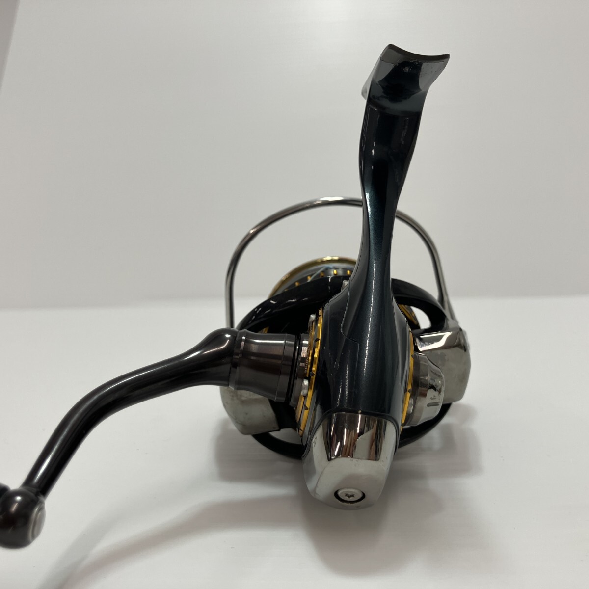 DAIWA ダイワ スピニングリール 16セルテート 3012H 056310 傷や DAIWA ダイワ スピニングリール 16セルテート 3012H 056310 傷や