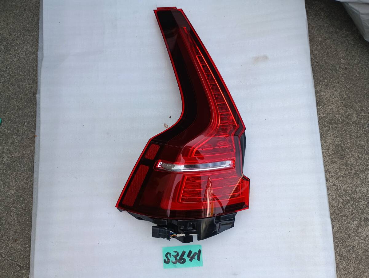 VOLVO Volvo V60 оригинальный задний фонарь задние фонари левый 32291358 S3641 VOLVO Volvo V60 оригинальный задний фонарь задние фонари левый 32291358 S3641