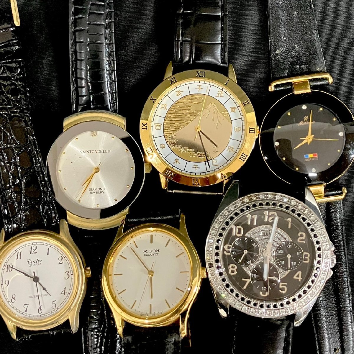 動作未確認 12点 おまとめブランド腕時計 GUESS ゲスなど