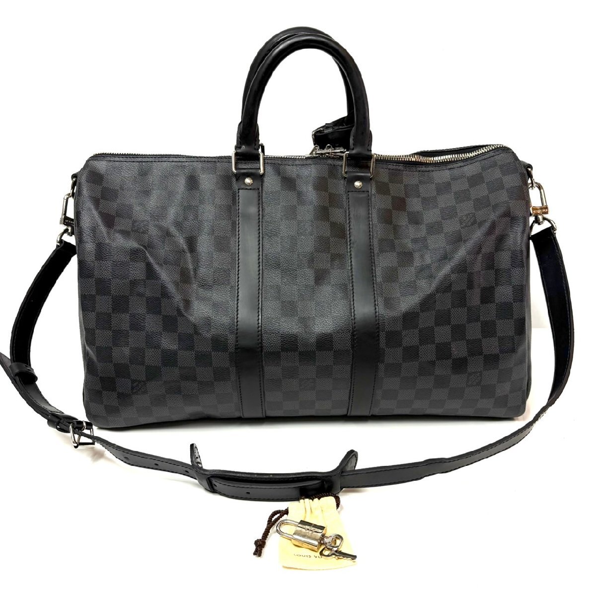 ☆LOUIS VUITTON ルイ ヴィトン ダミエグラフィット キーポル ☆LOUIS VUITTON ルイ ヴィトン ダミエグラフィット キーポル