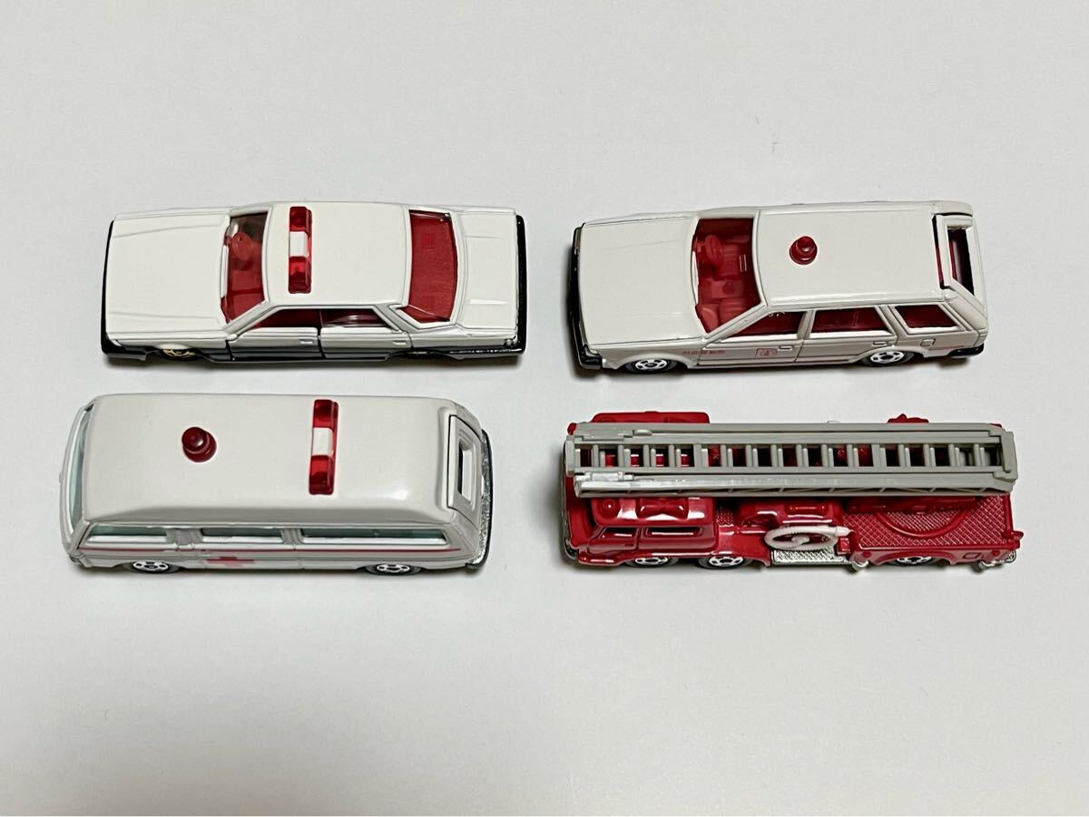 絶版 トミカ 緊急車セット 日本製 ギフトセット 日野 ハシゴ消防 絶版 トミカ 緊急車セット 日本製 ギフトセット 日野 ハシゴ消防