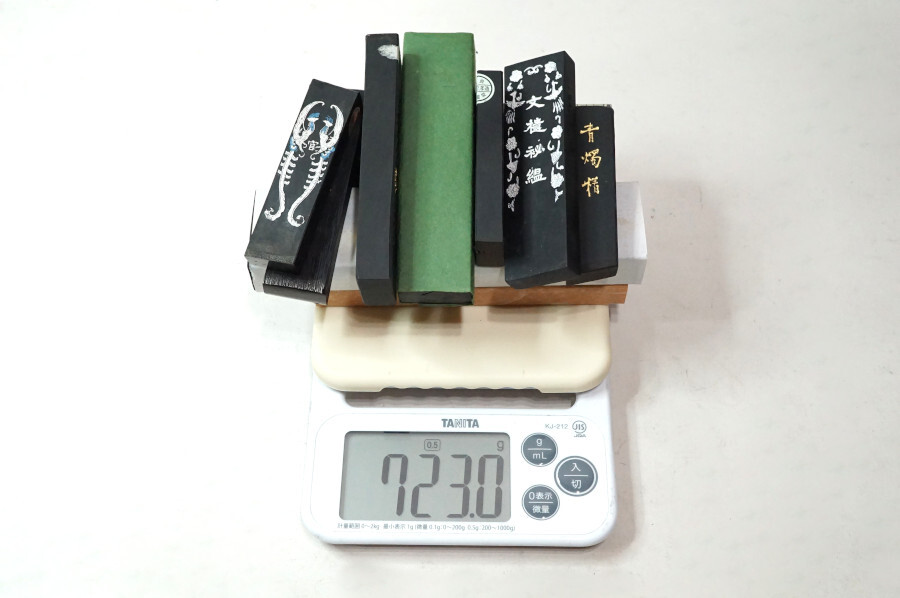 書道具/文房具 時代 未使用 古墨D4 和墨まとめて 大量 呉竹精昇 書道具/文房具 時代 未使用 古墨D4 和墨まとめて 大量 呉竹精昇