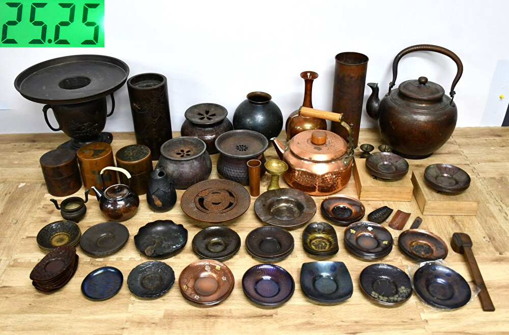 QY4-125【現状品】銅製品 40点以上まとめ 銅器 置物 茶托 茶筒 QY4-125【現状品】銅製品 40点以上まとめ 銅器 置物 茶托 茶筒