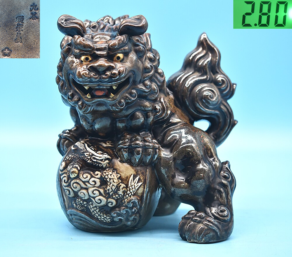 QY4-96【現状品】九谷焼 玉乗り獅子 狛犬 シーサー 八幡窯 須栄 QY4-96【現状品】九谷焼 玉乗り獅子 狛犬 シーサー 八幡窯 須栄