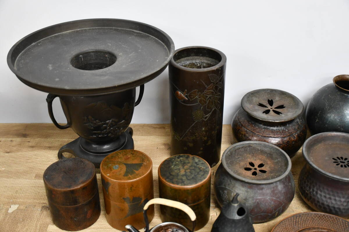 QY4-125【現状品】銅製品 40点以上まとめ 銅器 置物 茶托 茶筒 QY4-125【現状品】銅製品 40点以上まとめ 銅器 置物 茶托 茶筒