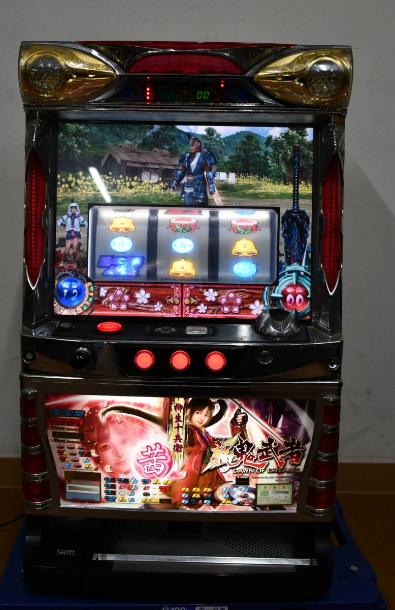 WY4-2 【現状品】 ロデオ 新鬼武者Z 茜パネル 5号機 パチスロ WY4-2 【現状品】 ロデオ 新鬼武者Z 茜パネル 5号機 パチスロ