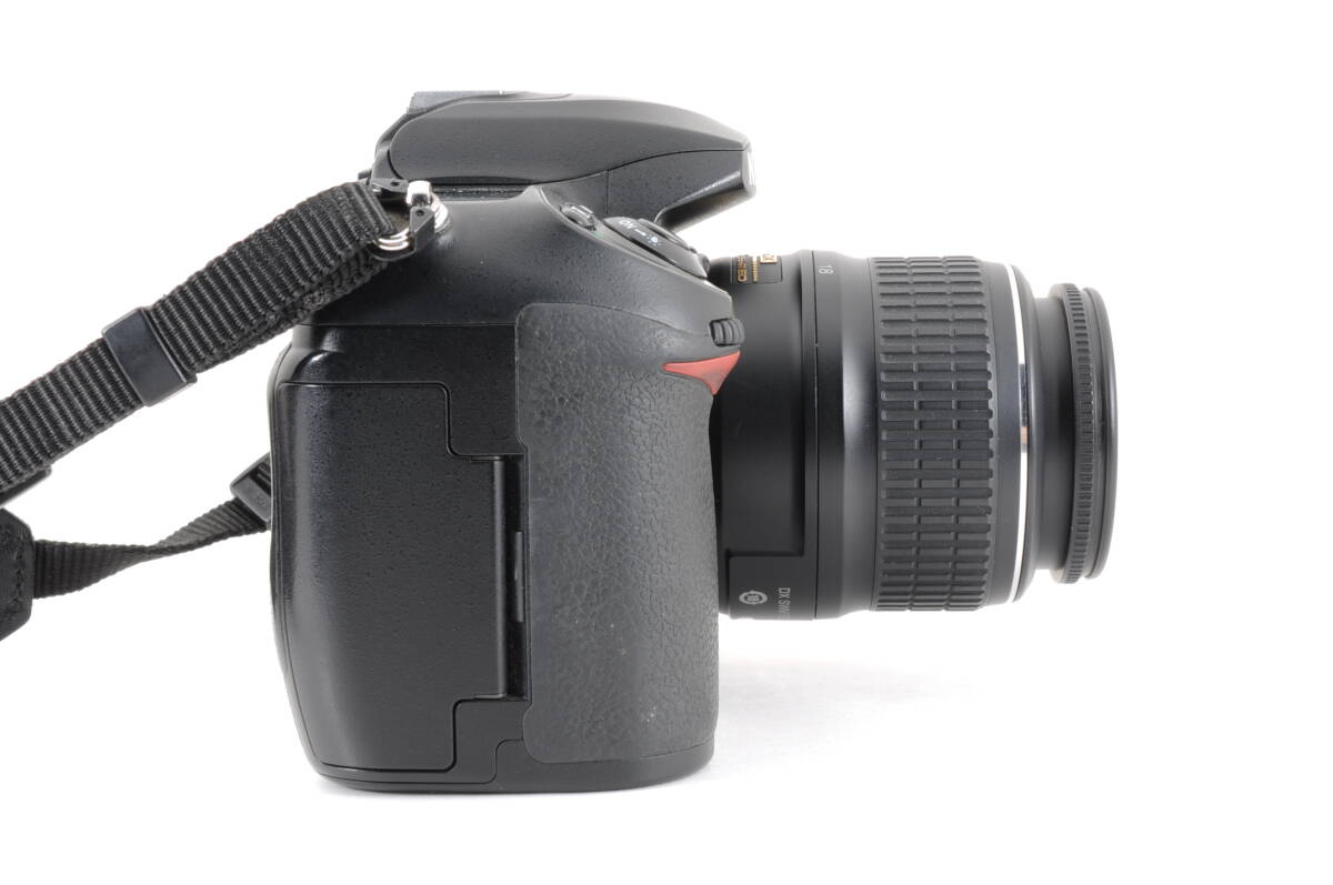 動作品 ニコン Nikon D200 レンズ AF-S NIKKOR 18-55mm f3.5-5.6 動作品 ニコン Nikon D200 レンズ AF-S NIKKOR 18-55mm f3.5-5.6
