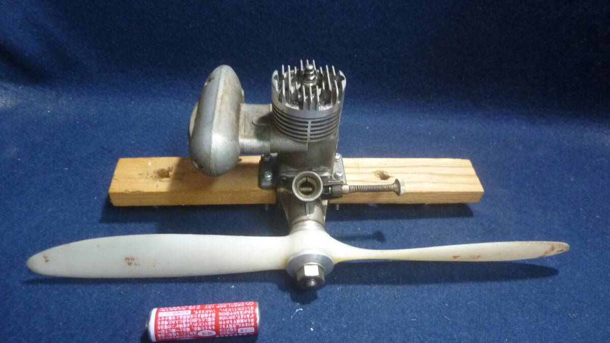 中古,未整備エンジン!ENYA.45.MODEL6001.マフラー.ナイロンペラ 中古,未整備エンジン!ENYA.45.MODEL6001.マフラー.ナイロンペラ