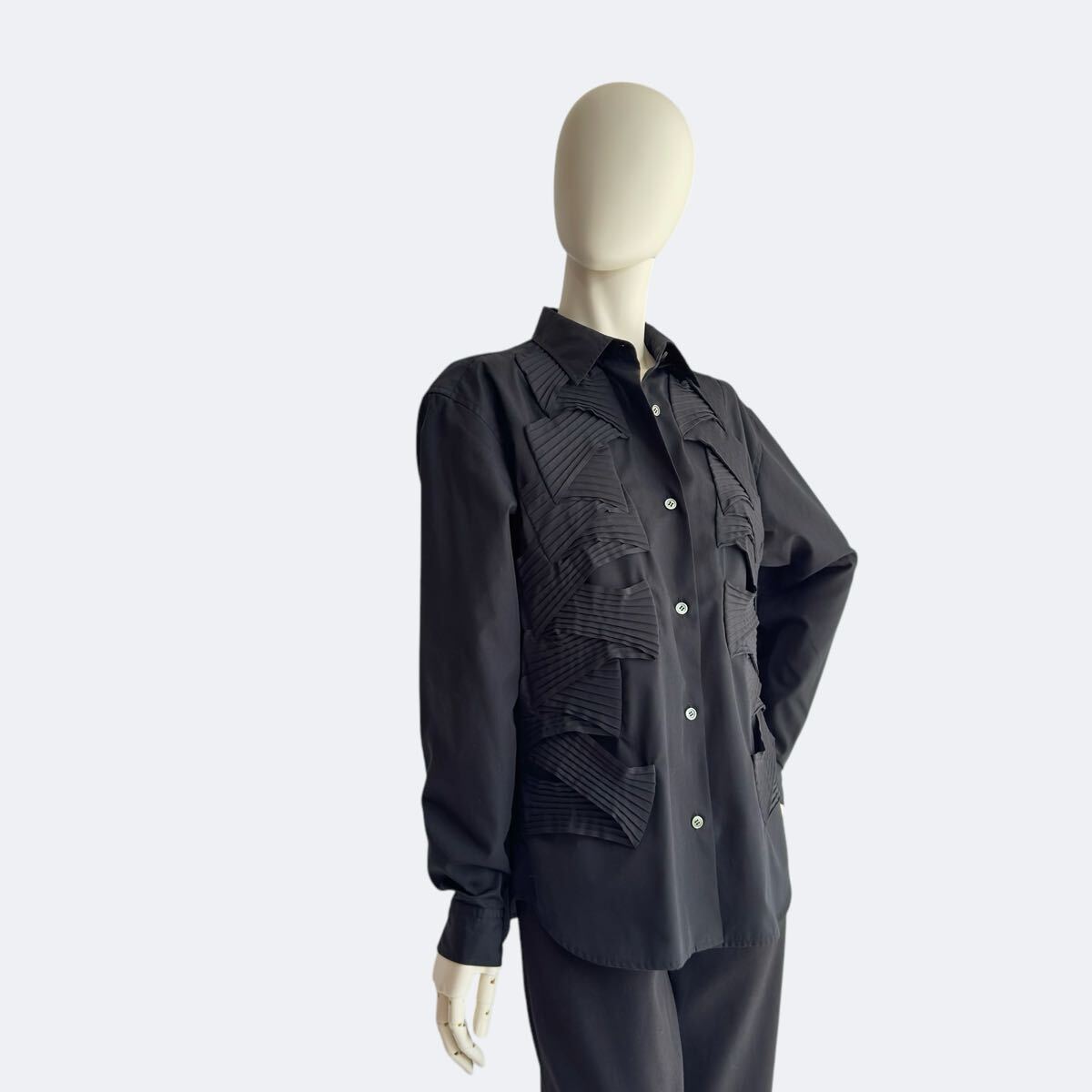 ISSEY MIYAKE FETE イッセイミヤケ ブラウス ブラック トップス ISSEY MIYAKE FETE イッセイミヤケ ブラウス ブラック トップス