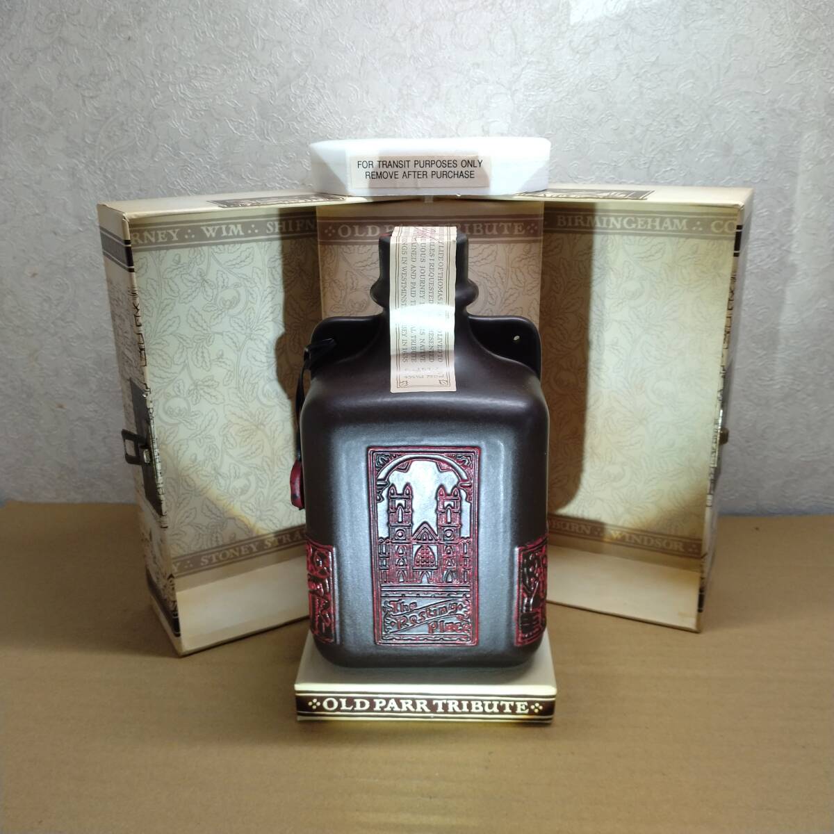 Y13 古酒 OLD PARR TRIBUTE オールド パー トリビュート 液漏れ Y13 古酒 OLD PARR TRIBUTE オールド パー トリビュート 液漏れ