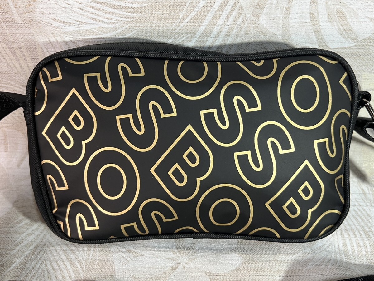 HUGOBOSS　ヒューゴボス　ショルダーバッグ　ブラック　ロゴ　未使用