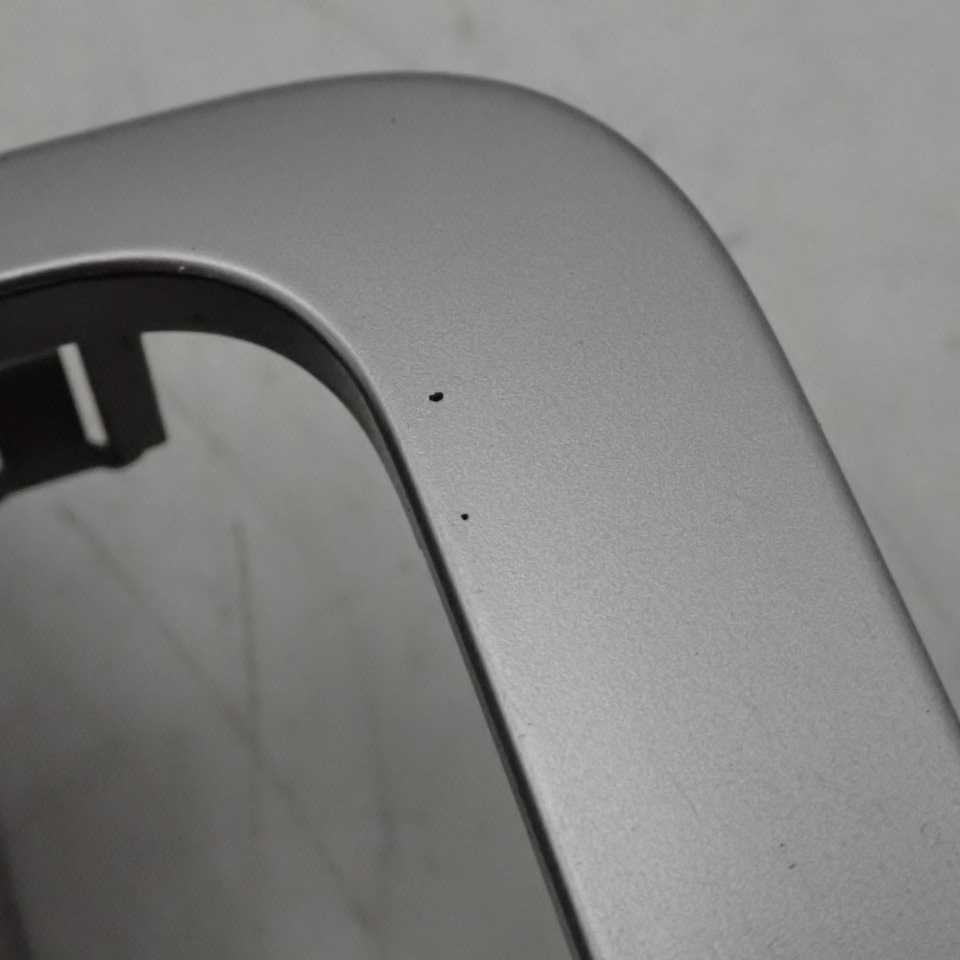 平成21年 VWイオス1FBUB 純正 センターパネル オーディオ枠 中古 即決_画像4