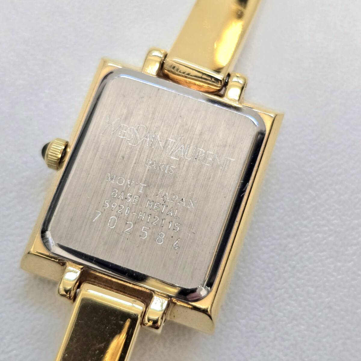 YVES SAINT LAURET イヴサンローラン バングルウォッチ クォーツ YVES SAINT LAURET イヴサンローラン バングルウォッチ クォーツ