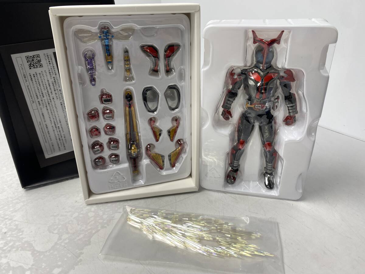 4/14 *228☆仮面ライダーカブト ハイパーフォーム☆魂ウェブ商店 4/14 *228☆仮面ライダーカブト ハイパーフォーム☆魂ウェブ商店