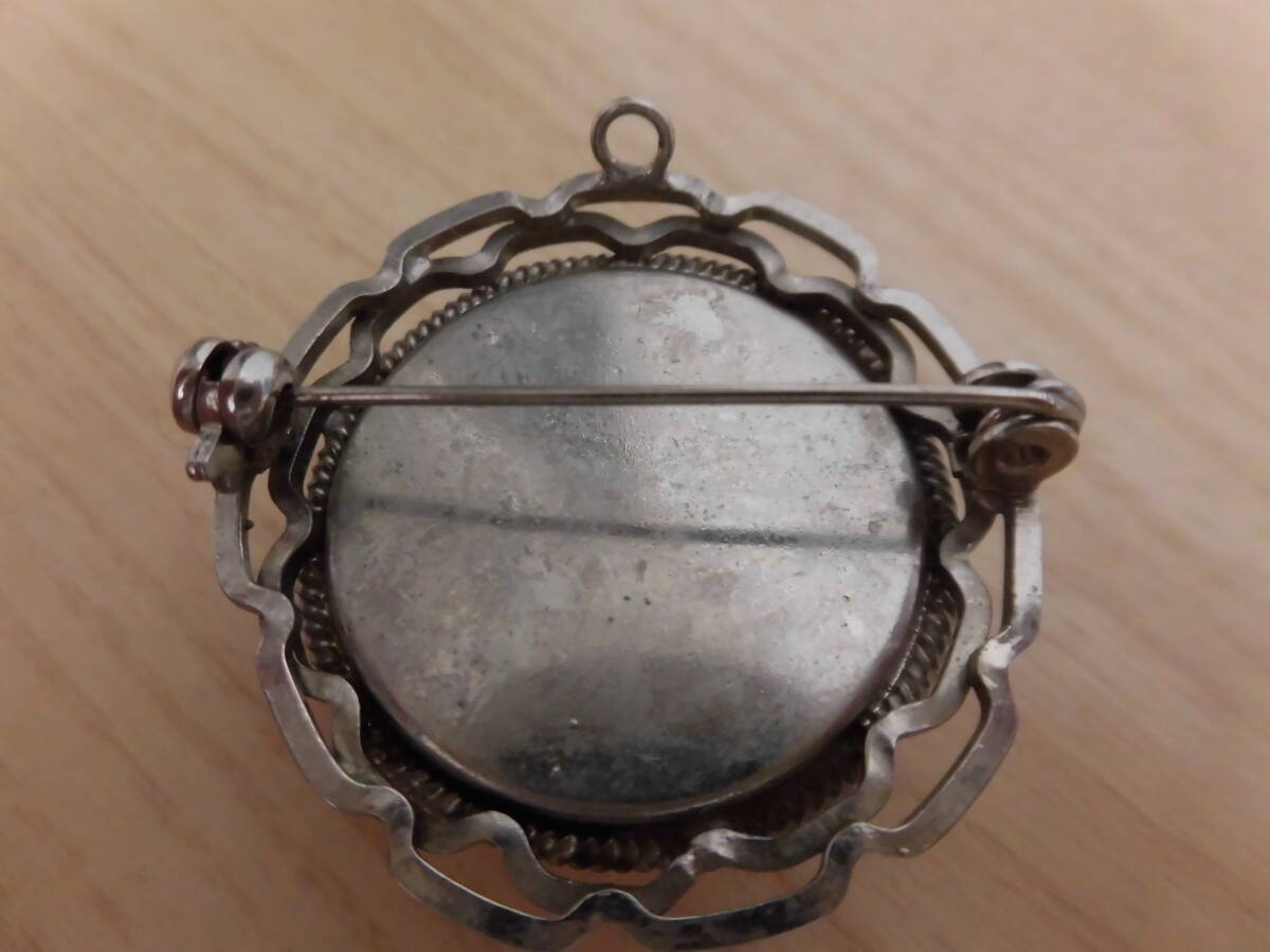 中古品★昭和レトロ　ヴィンテージ　アンティーク★水中花　花　ブローチ　ネックレストップ★1個_画像3