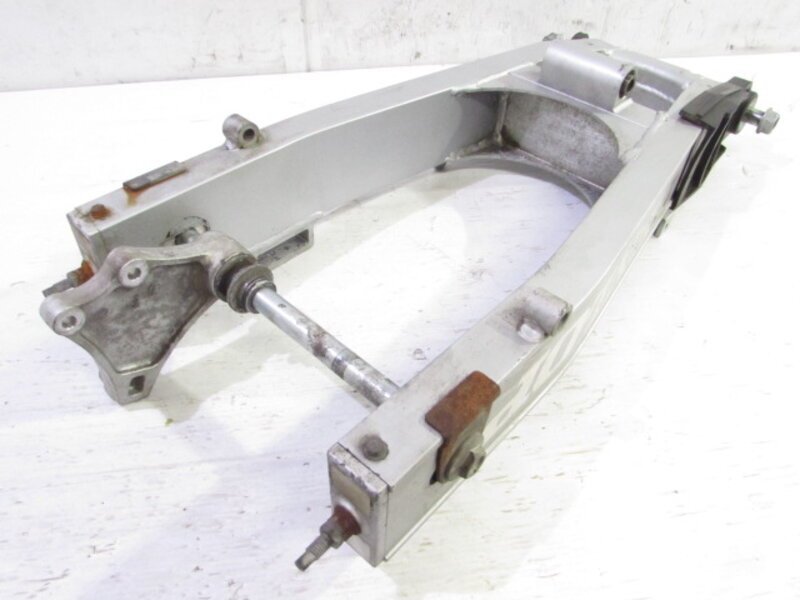 ZXR250 ZX250A 希少!! 純正 スイングアームSET 曲りなし 検 ZXR250 ZX250A 希少!! 純正 スイングアームSET 曲りなし 検