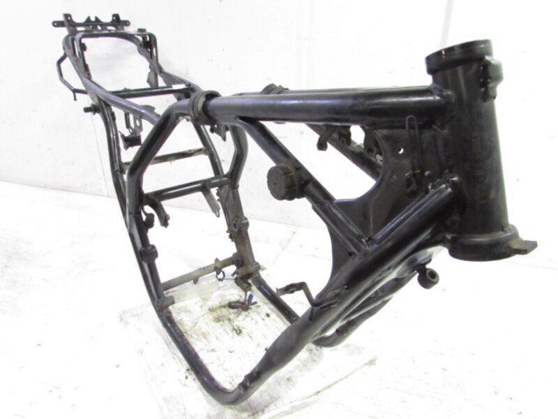 XJR400R2 4HM 大人気!! 登録書類付 純正 フレーム 正規打刻 曲り XJR400R2 4HM 大人気!! 登録書類付 純正 フレーム 正規打刻 曲り