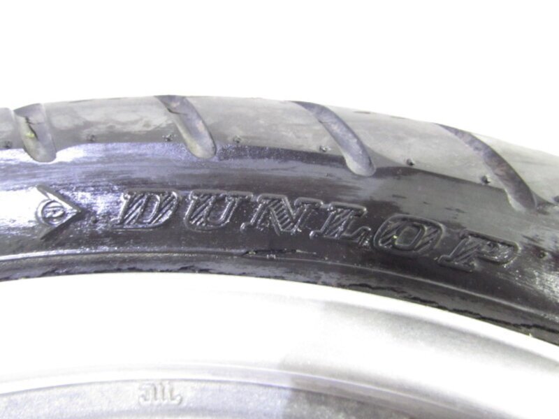 GSX400Sカタナ GK77A 希少!! バリ溝タイヤ付 純正 フロント GSX400Sカタナ GK77A 希少!! バリ溝タイヤ付 純正 フロント